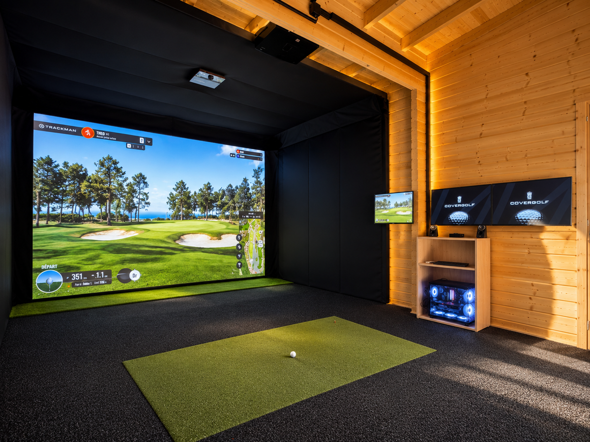 Simulateur de golf dans un chalet à Aix-en-Provence